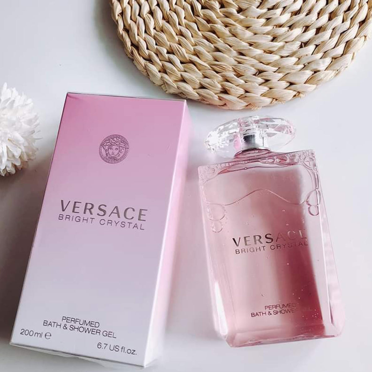 Versace Bright Crystal creamy foam texture close-up highlighting gentle cleansing