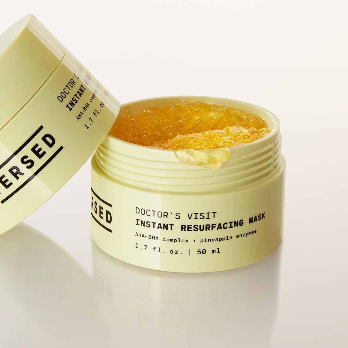 Versed Doctor’s Visit open tube texture demonstrating quick-absorbing formula