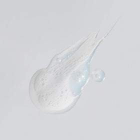 Versed label close-up highlighting ingredients and clean formula
