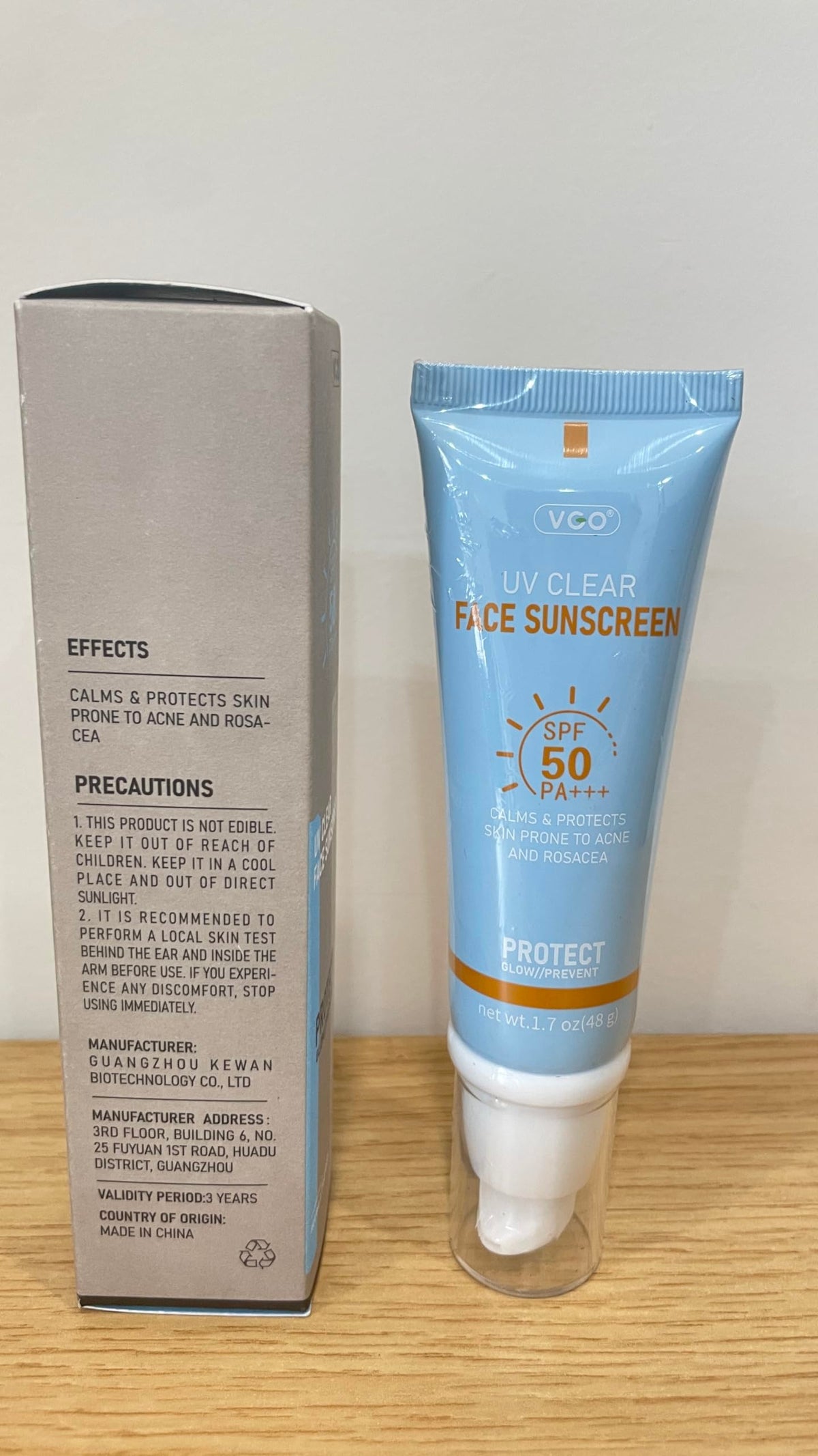 Woman hiking wearing VGO sunscreen outdoors for daily sun protection