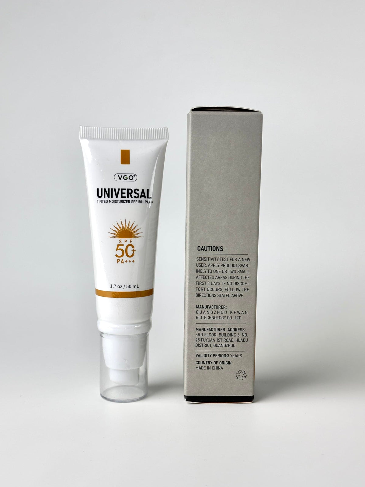 VGO ingredient label close-up showing hypoallergenic, fragrance-free formula