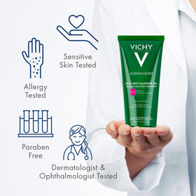 VICHY Normaderm ingredients label highlighting salicylic acid benefit