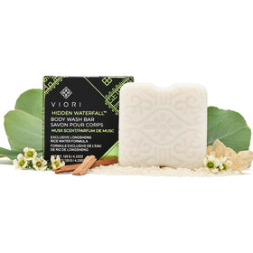Viori bar front packaging showing brand and sweet musk scent for travel convenience