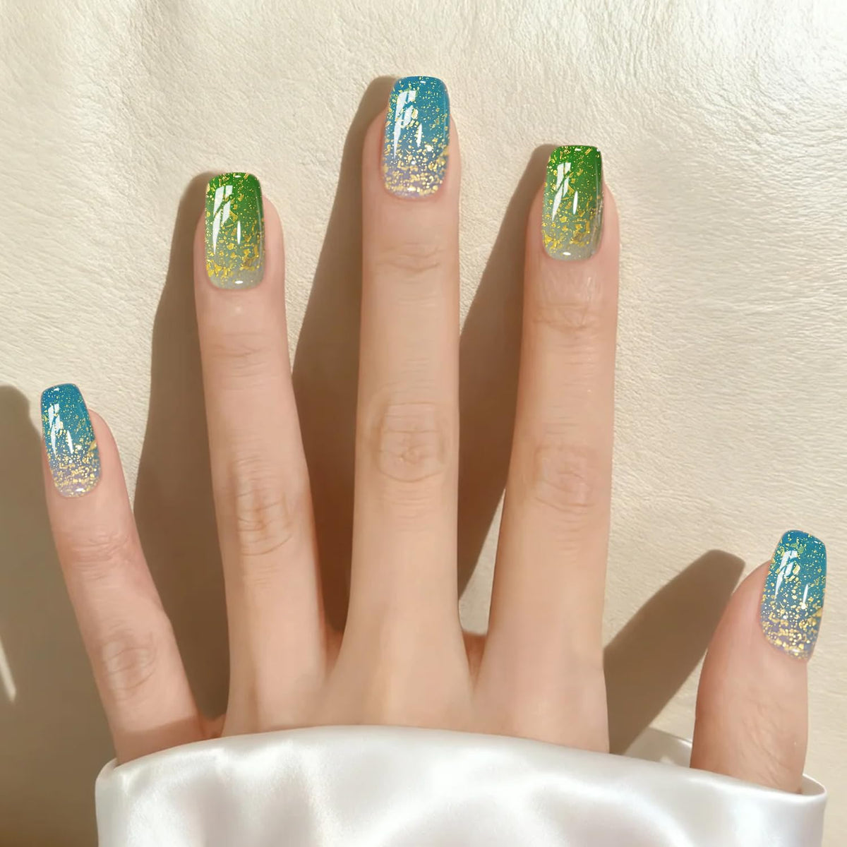Vishine nail swatch showing temperature transition for noticeable color change
