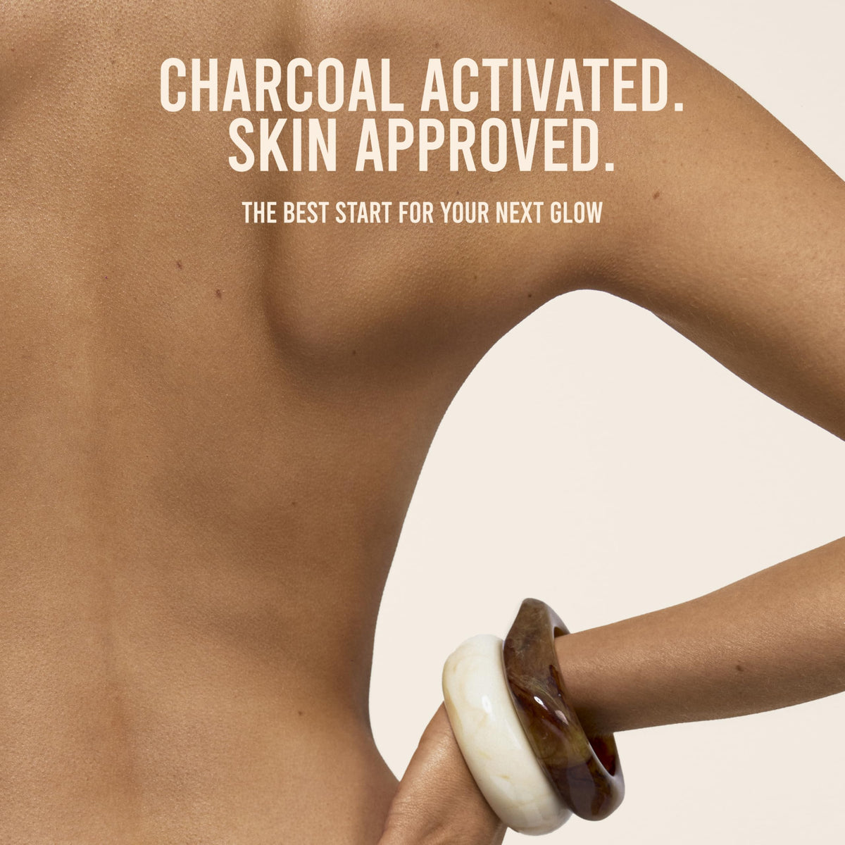 VITA LIBERATA texture close-up revealing exfoliating particles and smooth glide