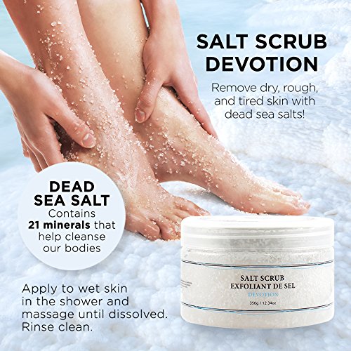 Vivo Per Lei open jar showing coarse salt blend for effective exfoliation