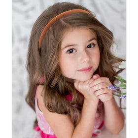 Vovii headband worn in an office setting offering polished, non-distracting control