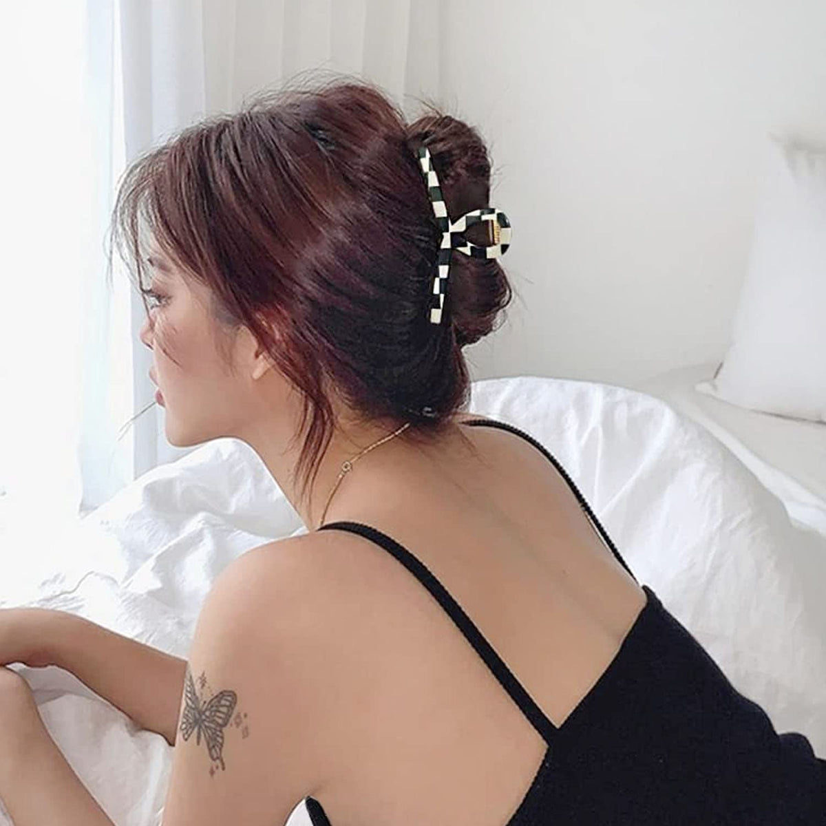 VRbeatter side profile butterfly shape creates elegant silhouette