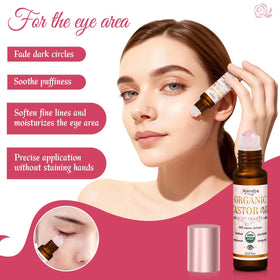 Warmify face roller in hand demonstrating easy application and ergonomic benefit