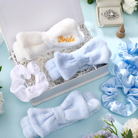 Wavwavw headband stretched to show elastic fit and all-day comfort
