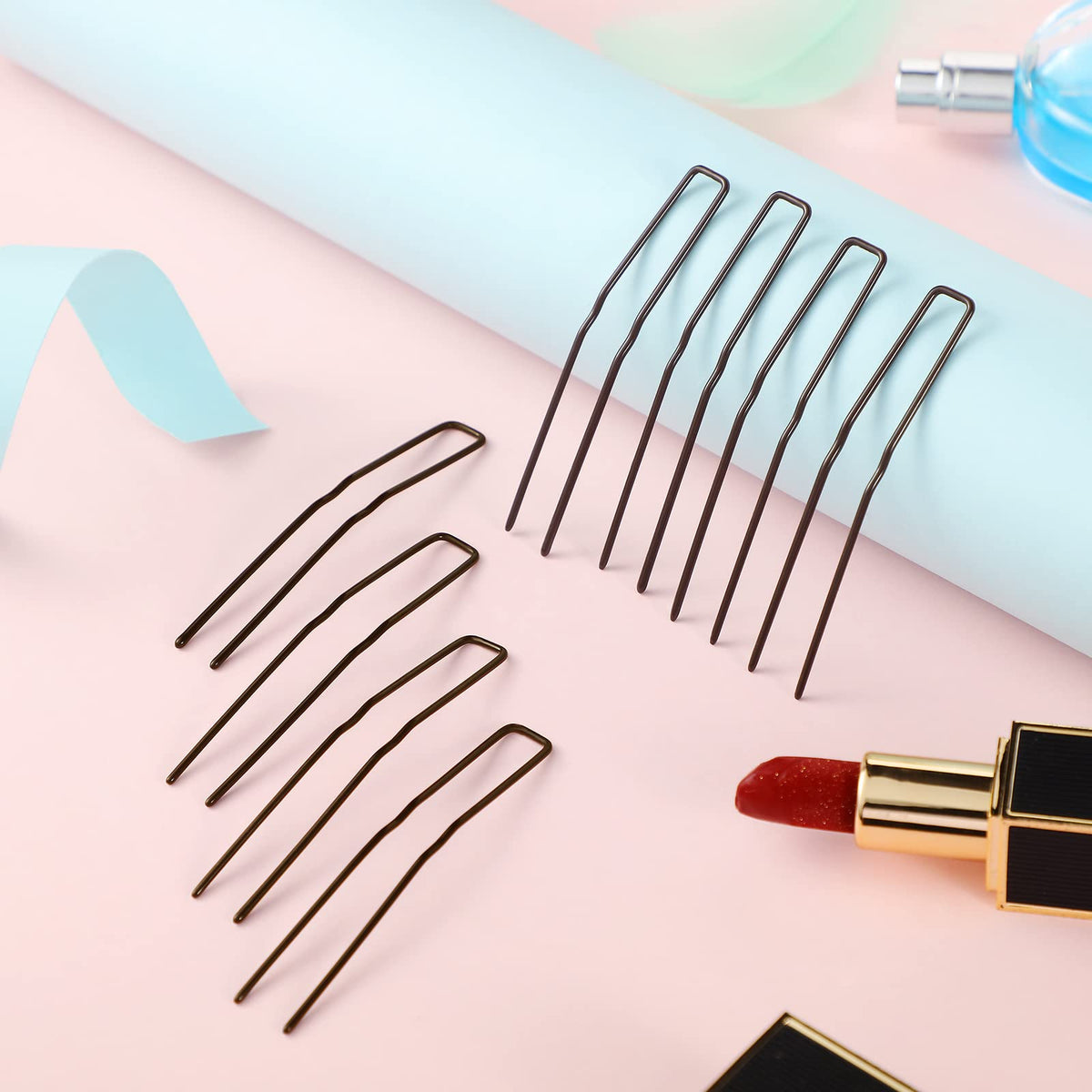 Waydress textured brown coating on pins highlighting a discreet look that blends with hair