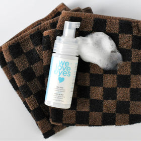 We Love Eyes pump dispensing airy foam, easy gentle cleanse