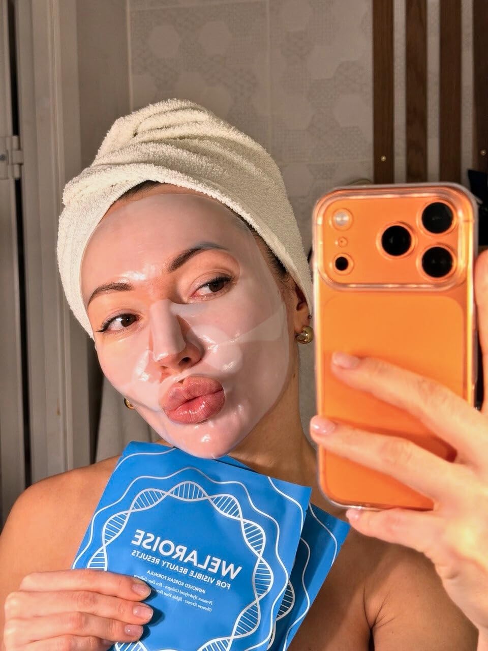 Relaxed at-home spa scene with Welaroise mask for recovery