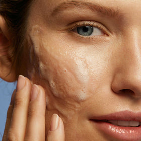 Weleda aloe vera and witch hazel close-up showing soothing ingredients benefit