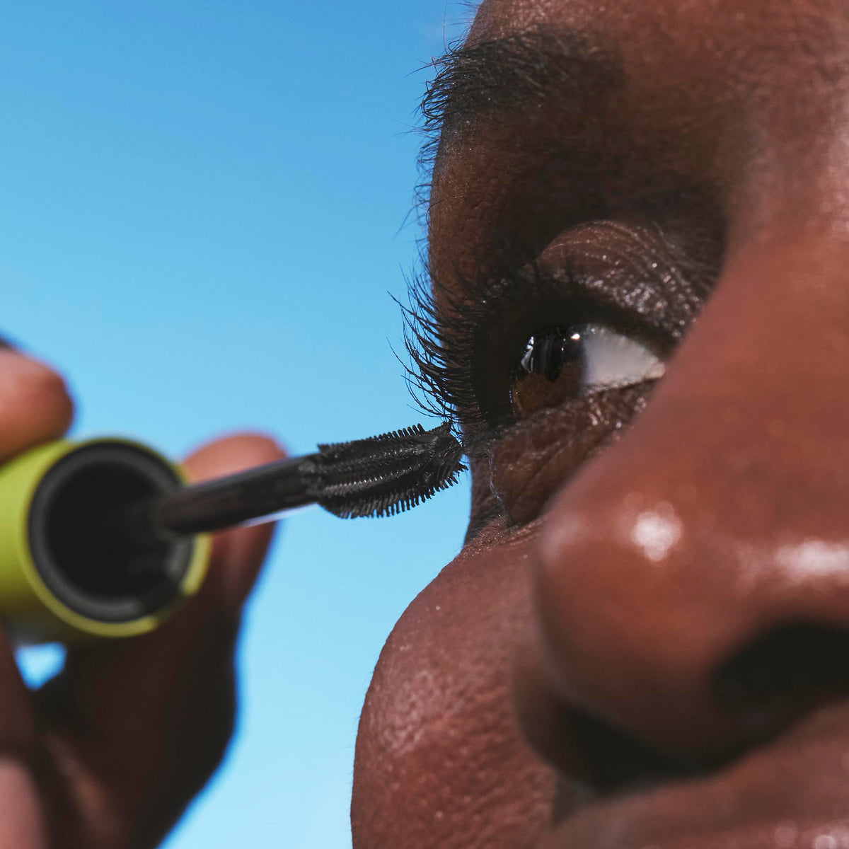Well People before and after lash comparison showing lifted curl benefit: visible lift