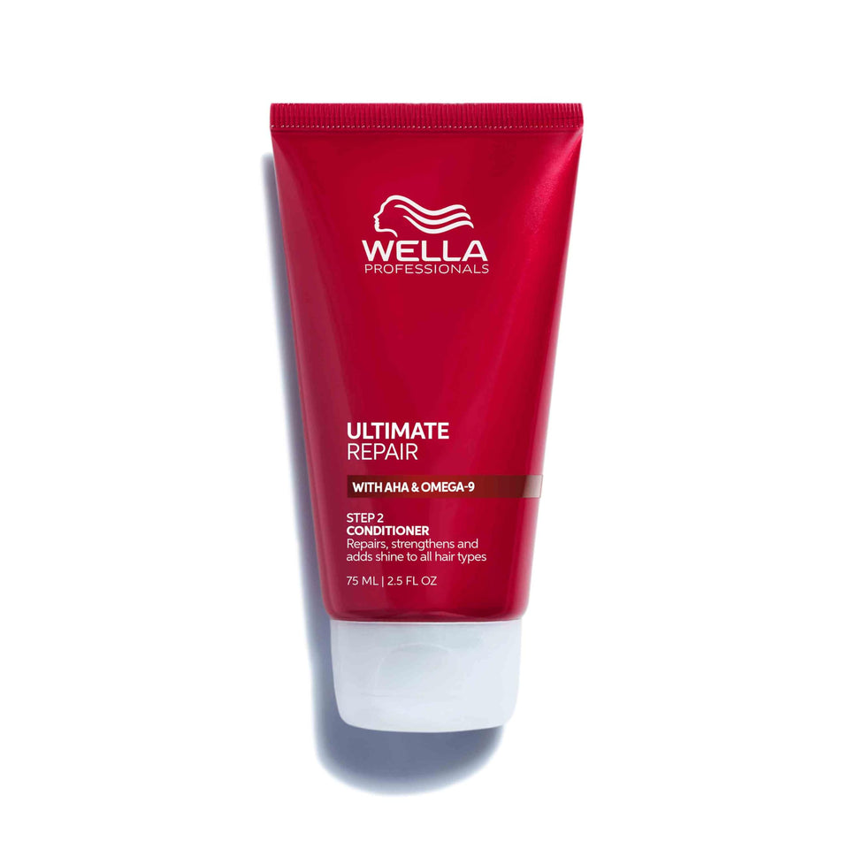 Wella Professionals front packaging showing travel-size bottle and quick benefit