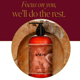 WEN by Chaz Dean applied to curly hair demonstrating detangling and definition