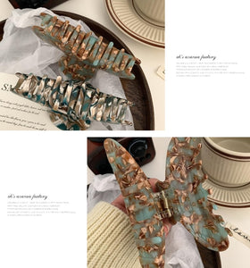 Wenlly clip gift-ready packaging suggesting ideal present option