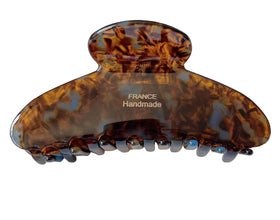 wenlly tortoise shell clip front view showing elegant shape and secure hold