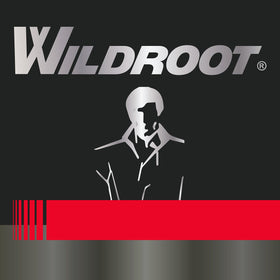 Wildroot size comparison with hand showing 250 ml practical travel-friendly volume