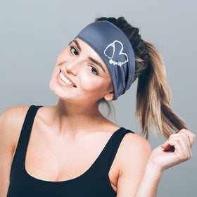 WILLBOND in clinical use nurse wearing headband with mask loops on buttons reducing ear strain