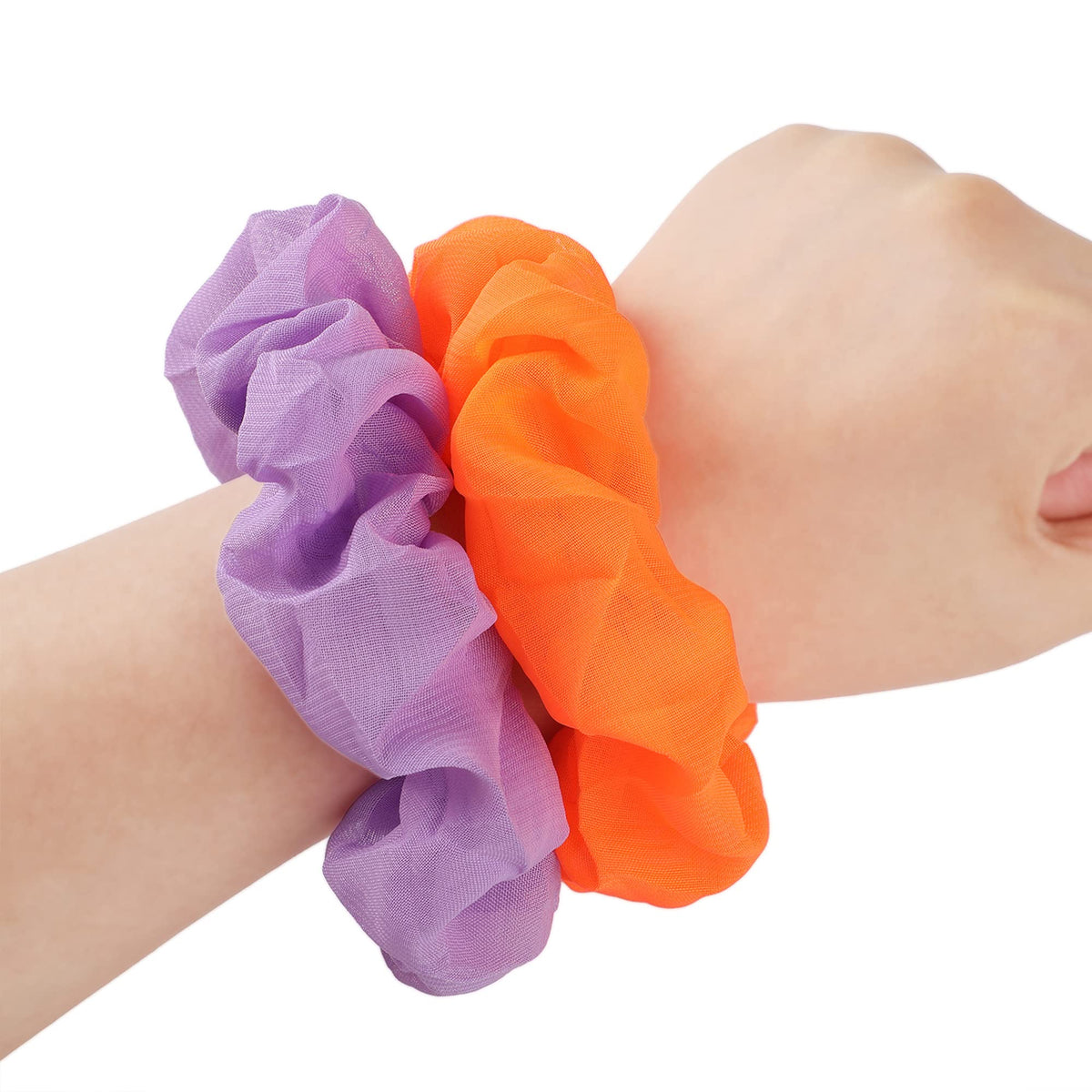 WILLBOND scrunchie holding high ponytail, secure hold for workouts and daily wear