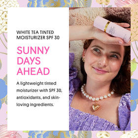 Winky Lux texture close-up spread demonstrating smooth, blendable finish