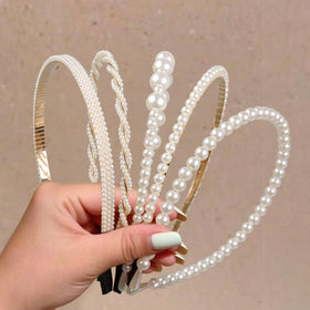 WOVOWOVO front view of five pearl headbands showing variety and elegance