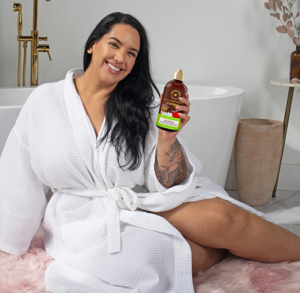 WOW Skin Science apple cider vinegar and botanicals highlighting natural ingredient benefits