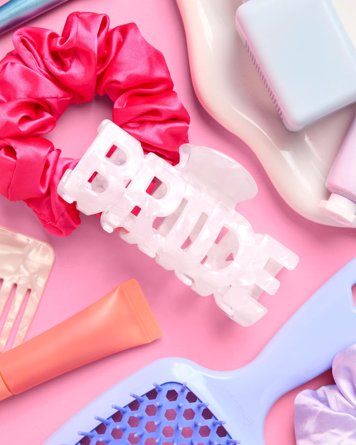 xo, Fetti clip inside gift bag for bachelorette favor, ready-to-gift convenience