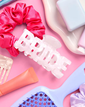 xo, Fetti clip inside gift bag for bachelorette favor, ready-to-gift convenience