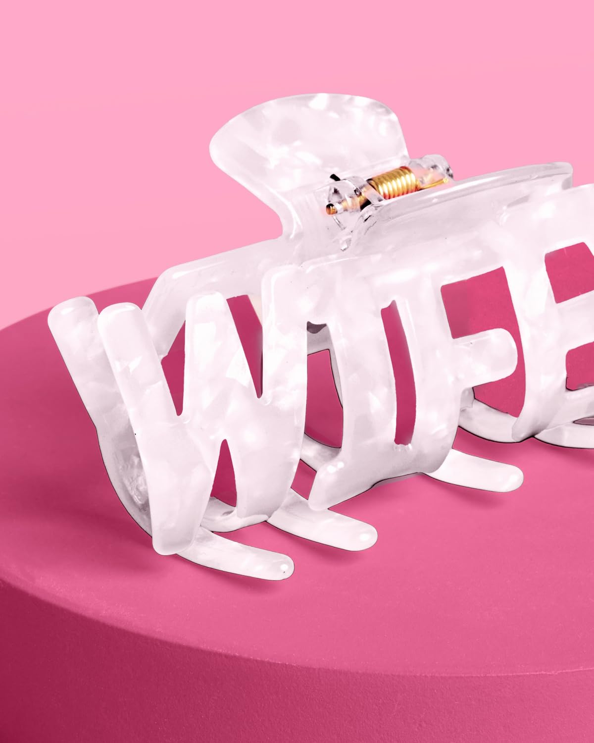 xo, Fetti beside ruler showing approx four-inch size for proportion and planning