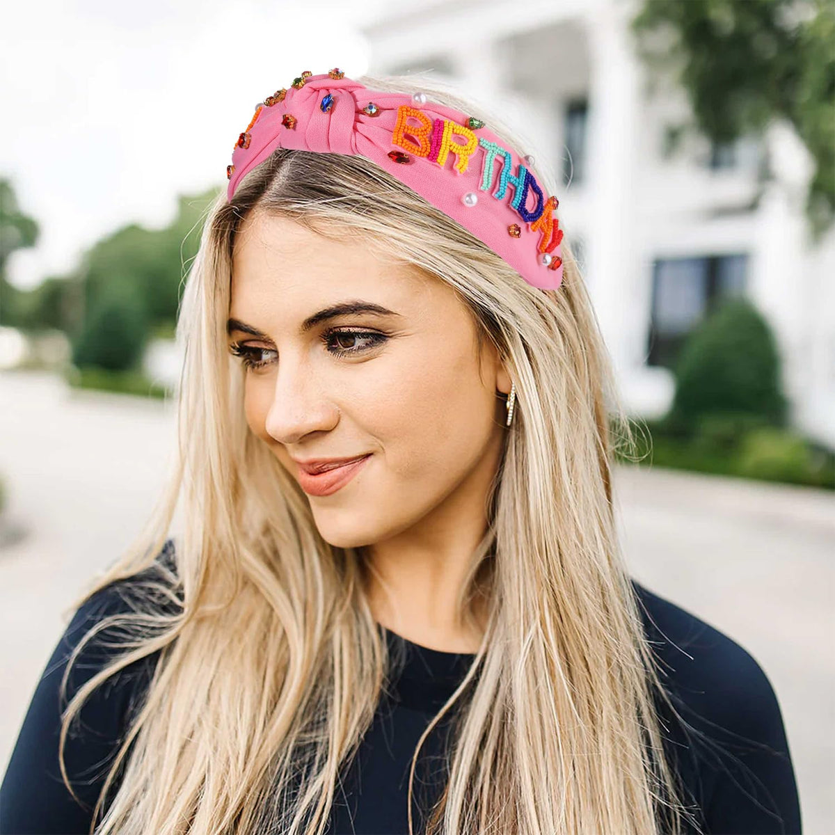 YAHPERN side profile of top knot headband showing shape benefit: comfortable elevated silhouette