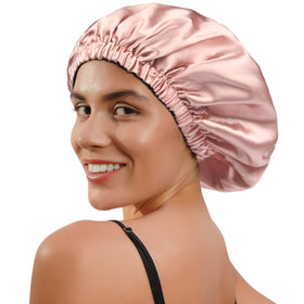 YANIBEST in use on curly hair at night preserving curls and preventing frizz