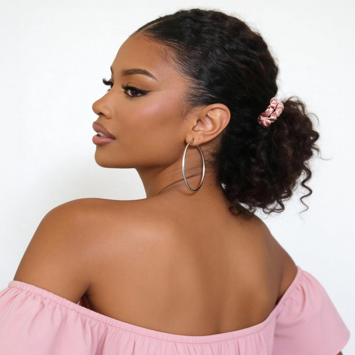YANIBEST sleeping hair use showing gentle overnight hold and reduced headaches