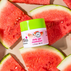 Yes To ingredient bowl with watermelon slices, illustrating natural lycopene source