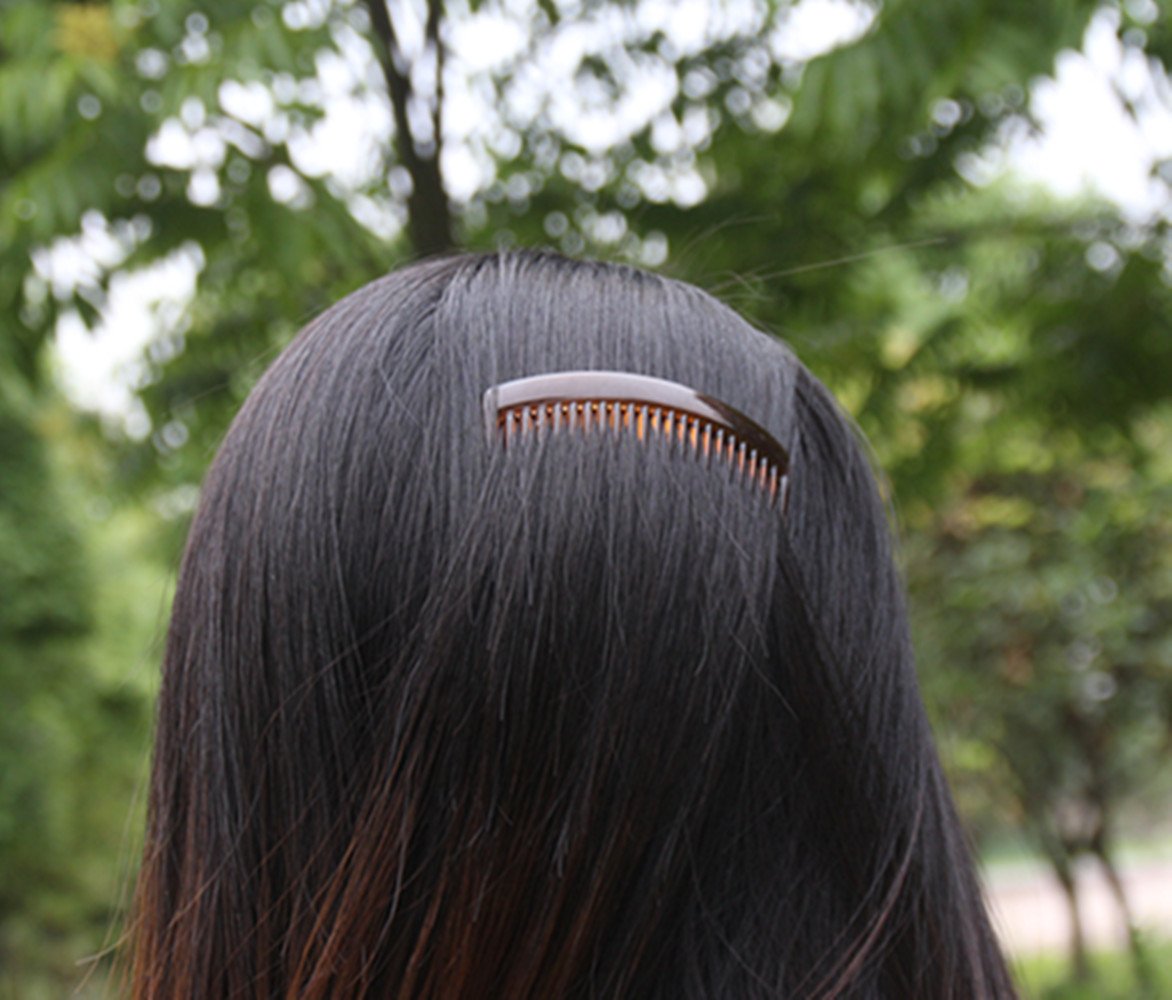 Yeshan decorated comb DIY example showing craft adaptability and custom looks