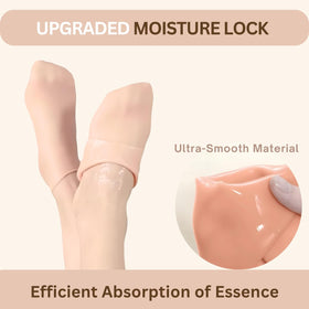 Yoeeco rinsing silicone socks under water, easy to clean and reuse