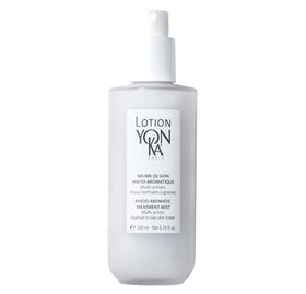 Yonka front bottle showing toner and size, clarifies skin quickly