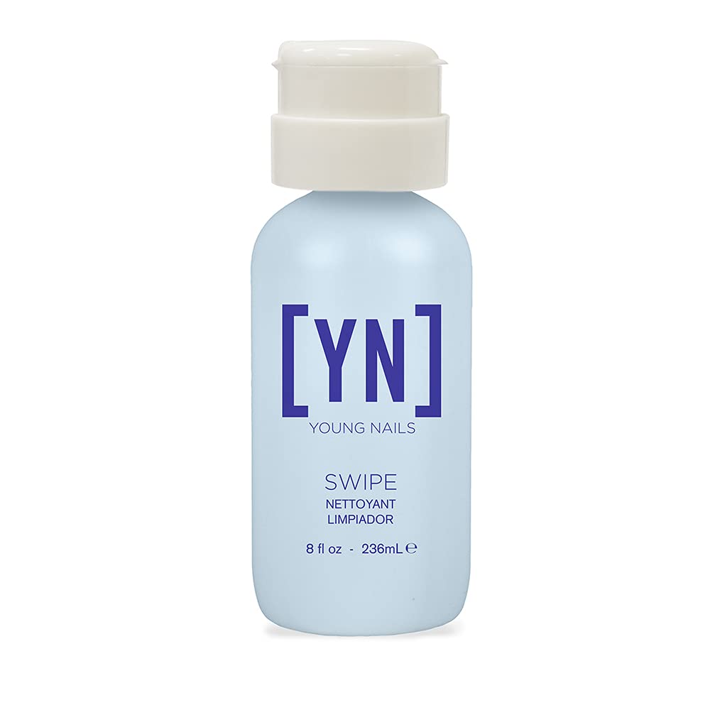 Young Nails bottle front label showing product identity and volume, aiding quick recognition