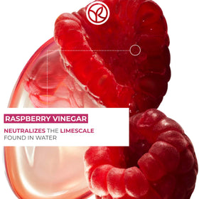 Yves Rocher raspberry vinegar ingredient shot illustrating natural nourishment for added shine