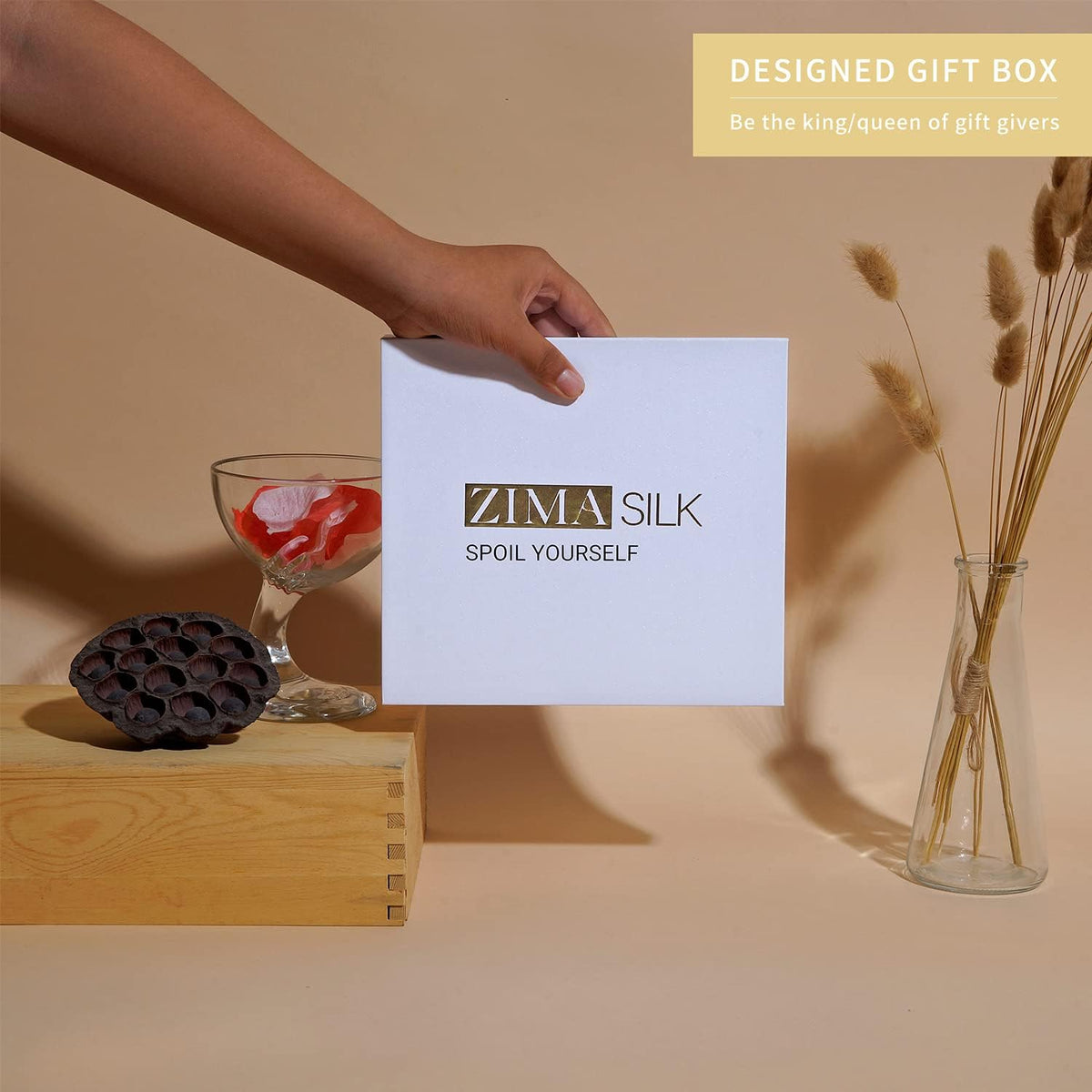 ZIMASILK branded label close-up indicating Grade 6A silk quality assurance